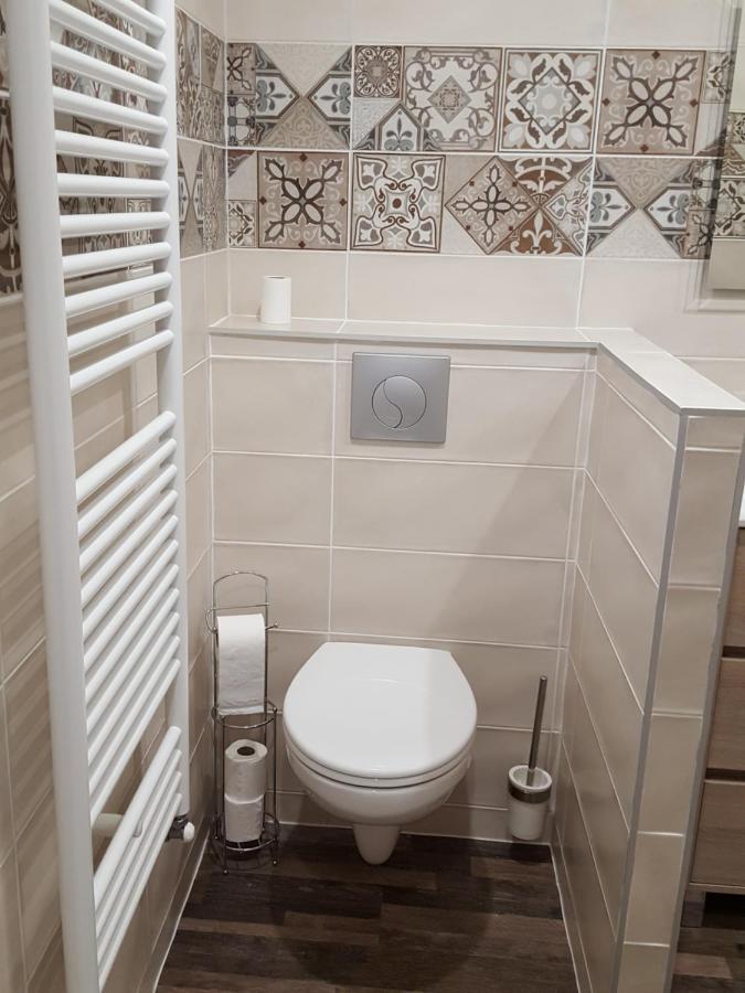 Chez Alexandra Bed & Breakfast Louchats Bagian luar foto